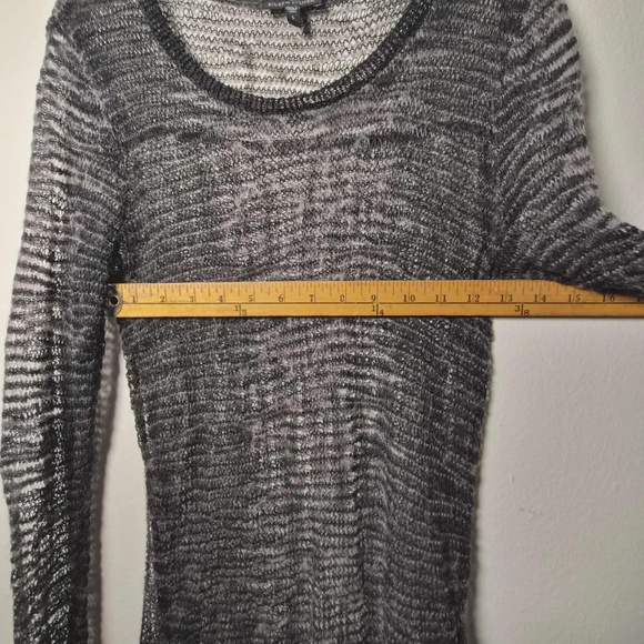 Eileen Fisher Gray Italian Yarn Wired Knit Hi Low Whimsigoth Witchy Gothic Top S - Picture 8 of 9